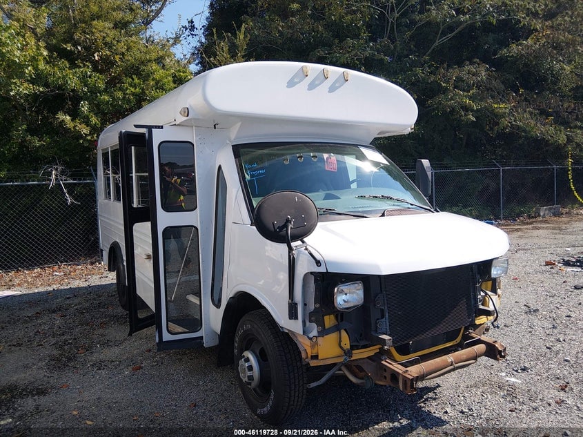 2005 CHEVROLET EXPRESS CUTAWAY | 1GBHG31U951105885 | UPCARS