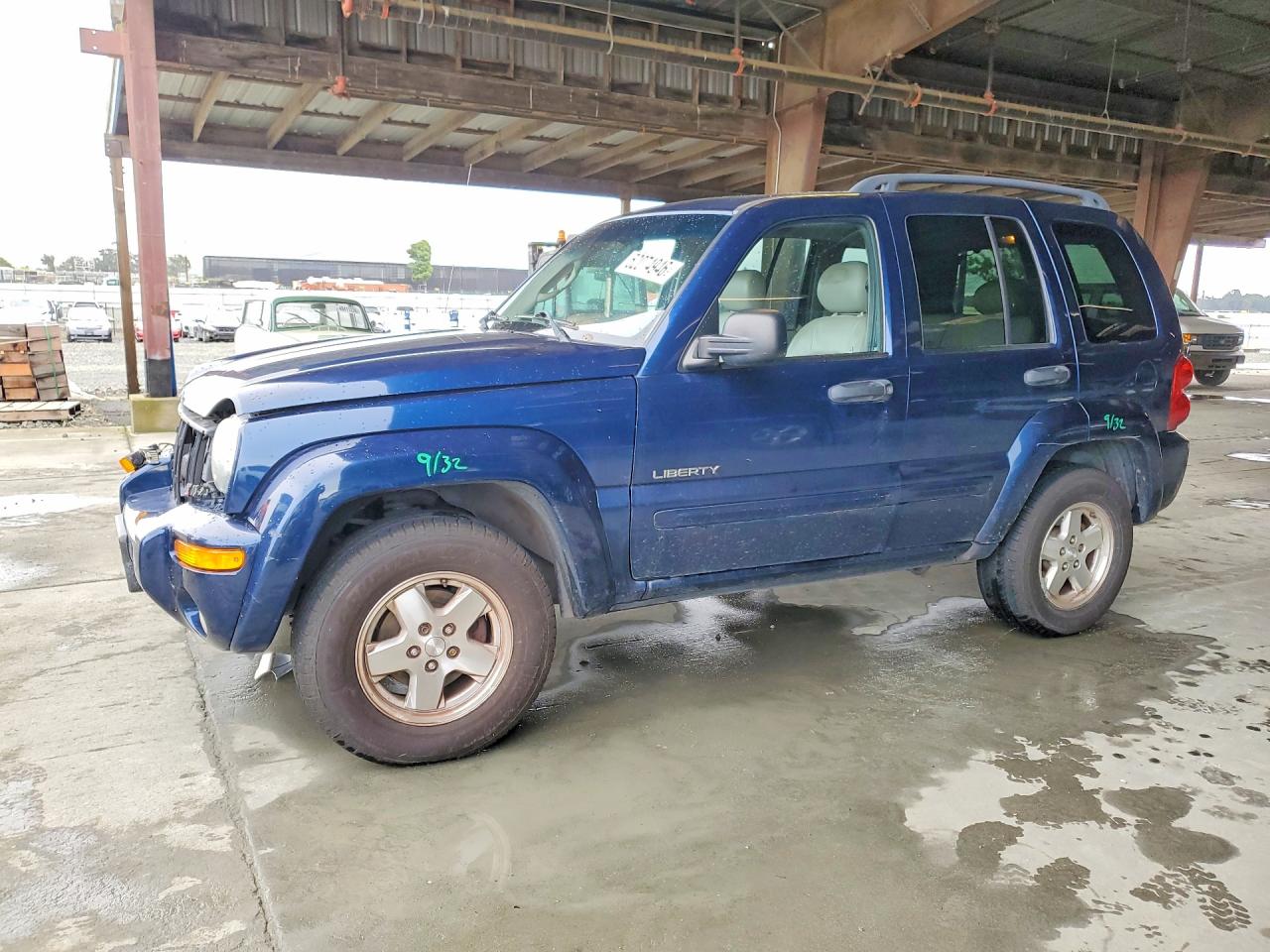 2004 JEEP LIBERTY LIMITED | 1J4GL58K54W139174 | UPCARS