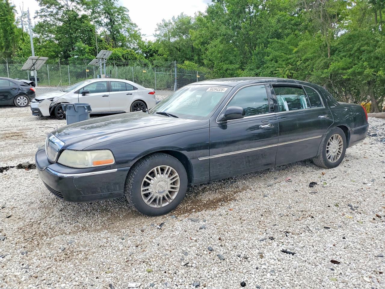 2006 LINCOLN TOWNCAR SIGNATURE LONG WHEELBASE | 1LNHM85V86Y646452 | UPCARS