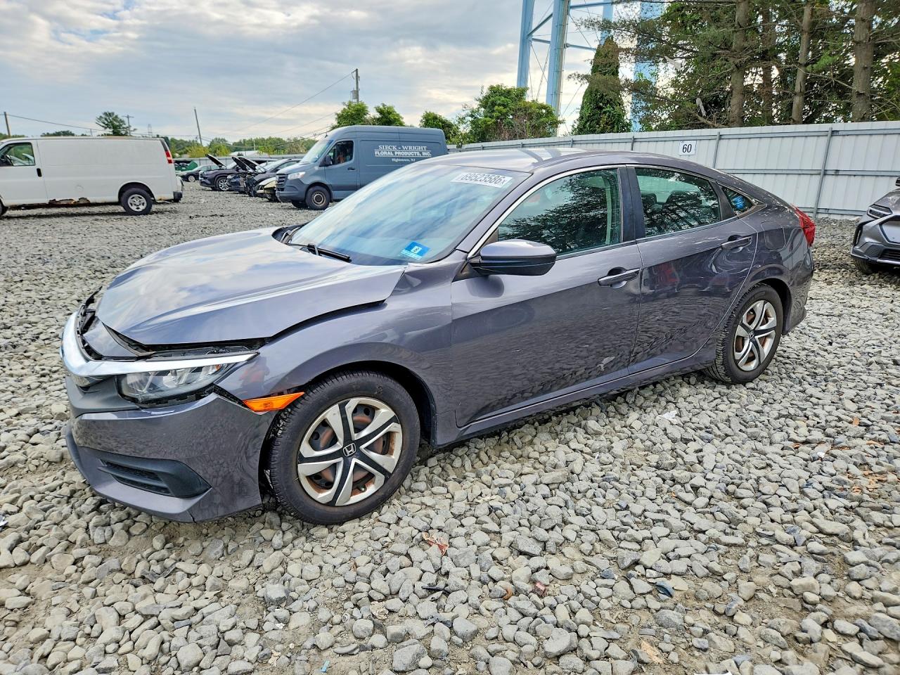 2018 HONDA CIVIC LX | 2HGFC2F57JH519772 | UPCARS