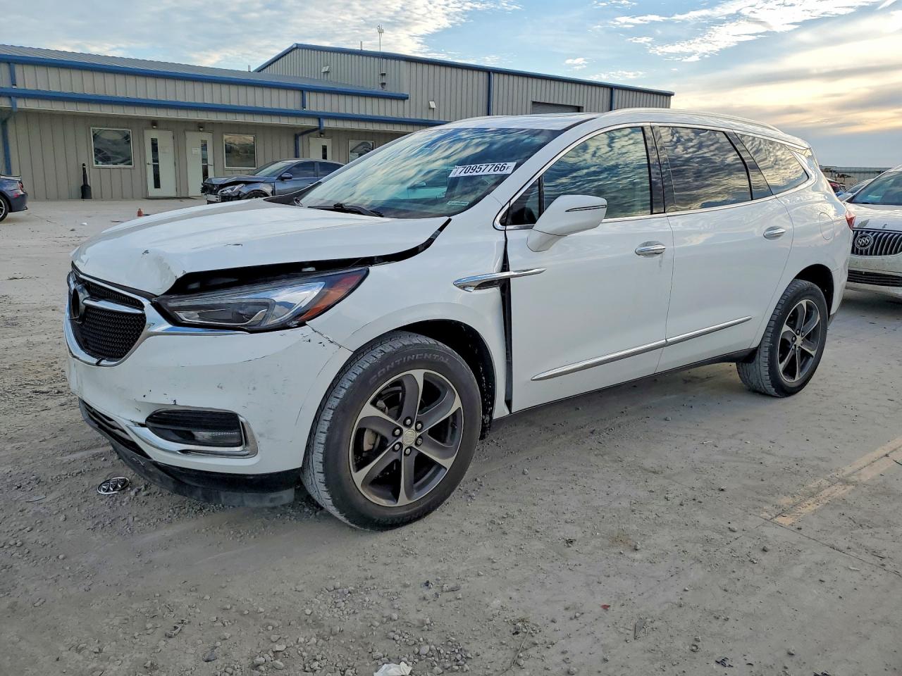 2019 BUICK ENCLAV ESSENCE | 5GAERBKW3KJ305502 | UPCARS