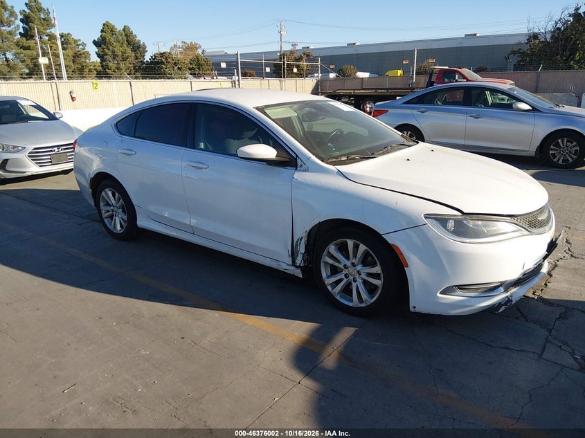 2015 CHRYSLER 200 LIMITED | 1C3CCCAB6FN633561 | UPCARS
