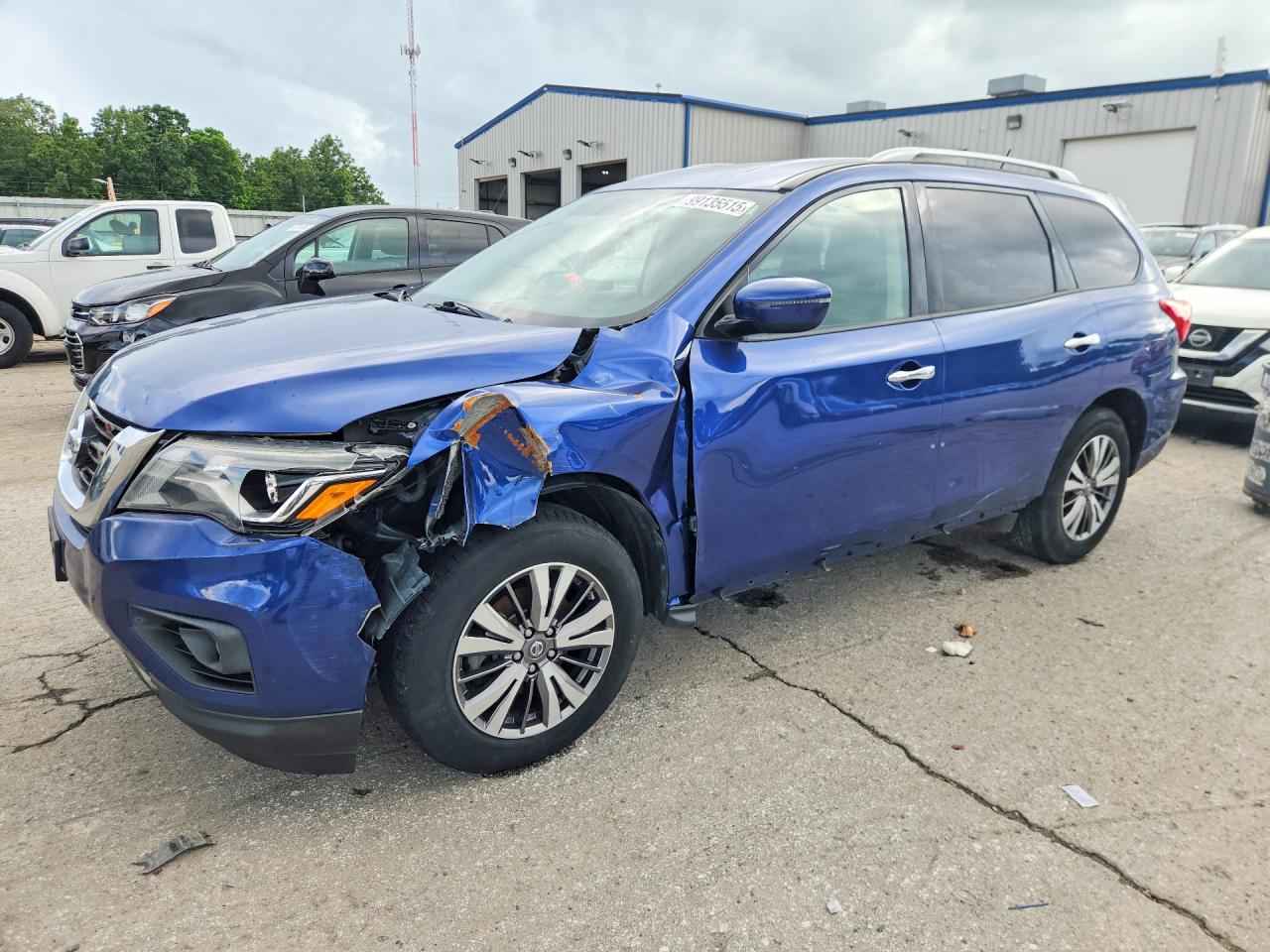 2018 NISSAN PATHFINDER | 5N1DR2MM6JC664119 | UPCARS