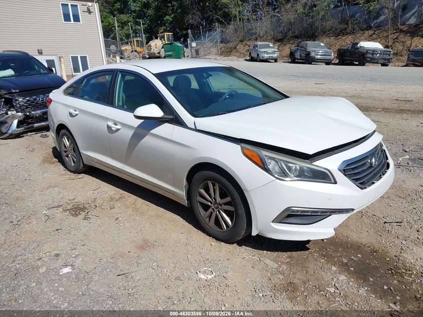 2015 HYUNDAI SONATA SE | 5NPE24AFXFH008354 | UPCARS