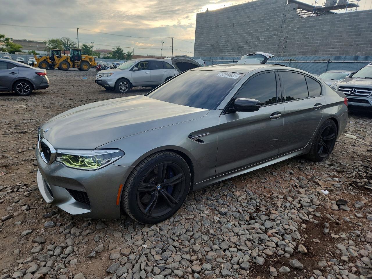 2018 BMW M5 | WBSJF0C50JB283413 | UPCARS