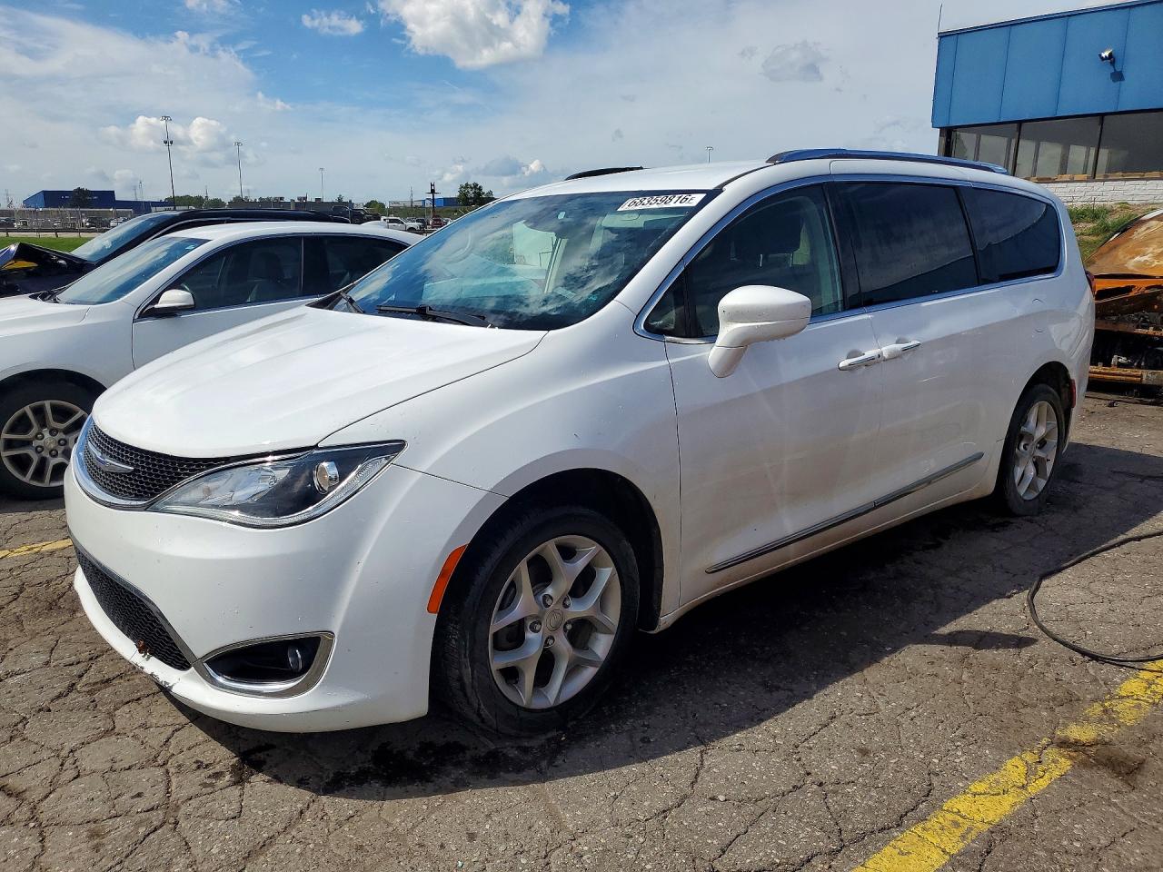 2018 CHRYSLER PACIFICA TOURING L PLUS | 2C4RC1EGXJR292676 | UPCARS
