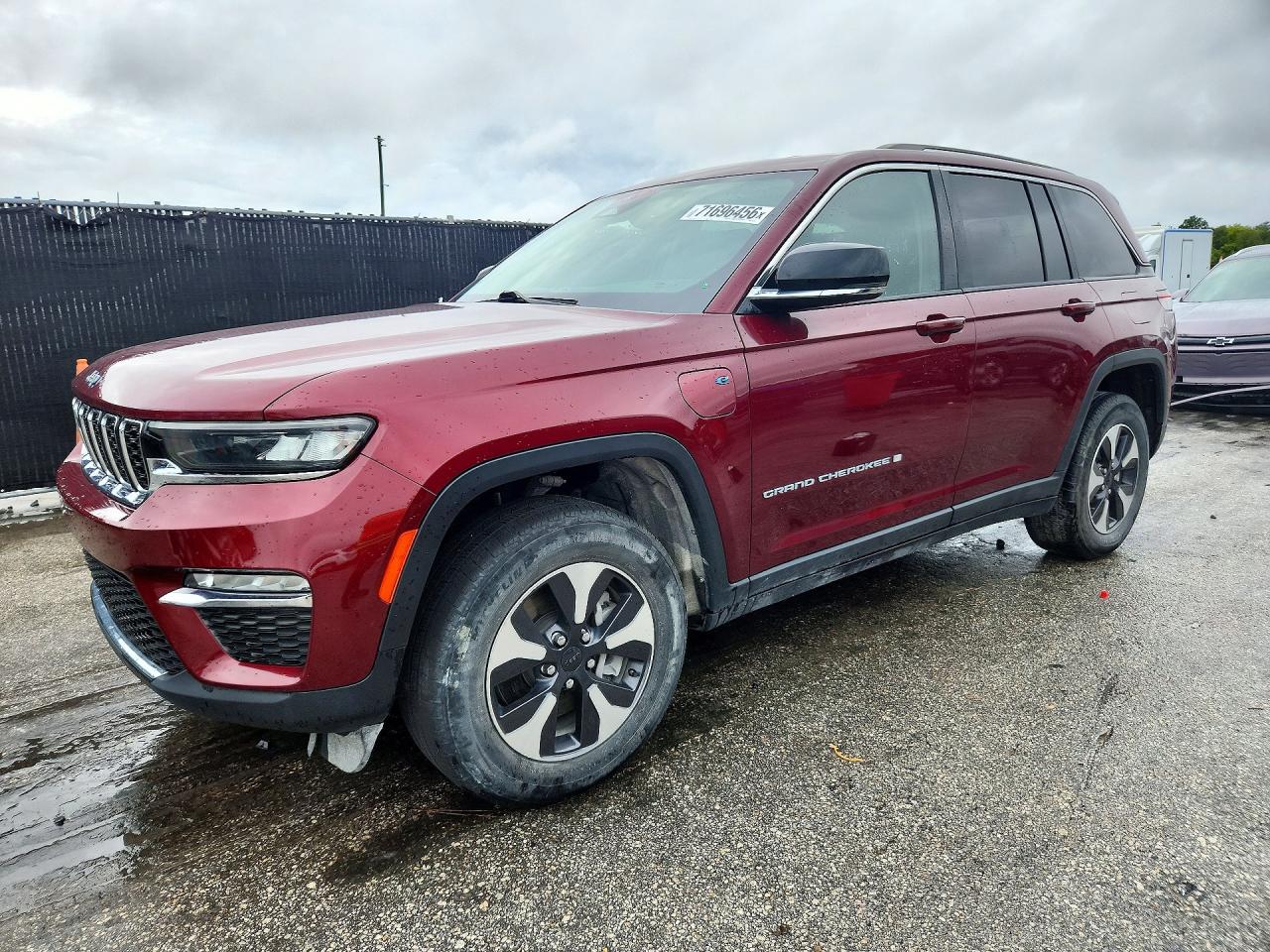 2023 JEEP CHEROKEE LIMITED 4XE | 1C4RJYB69PC623453 | UPCARS