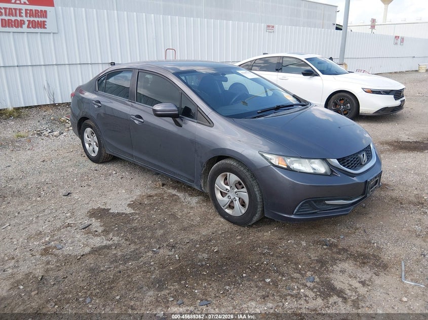 2015 HONDA CIVIC LX | 2HGFB2F51FH565060 | UPCARS