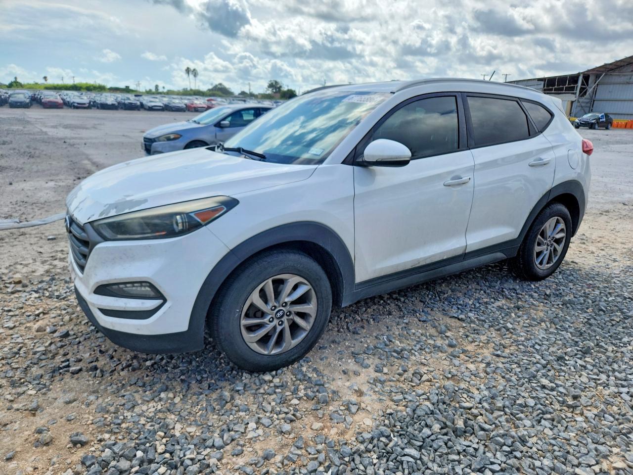 2016 HYUNDAI TUCSON SE | KM8J33A4XGU055035 | UPCARS