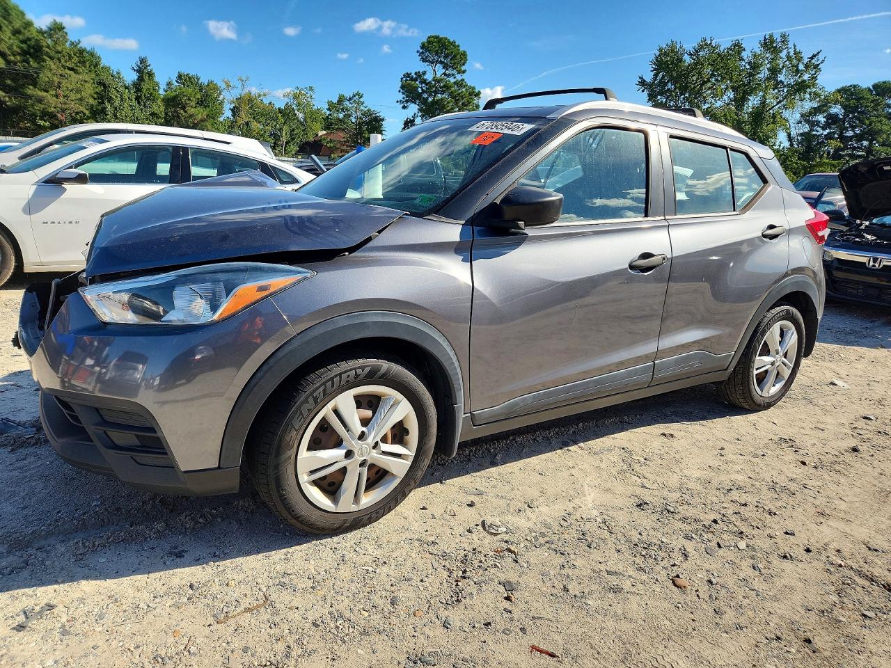2019 NISSAN KICK S | 3N1CP5CU9KL523448 | UPCARS