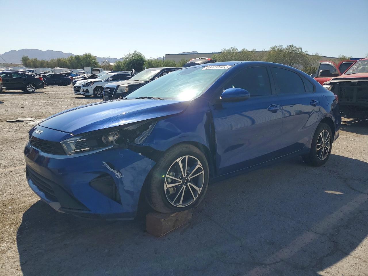 2022 KIA FORTE LXS | 3KPF24AD3NE427166 | UPCARS