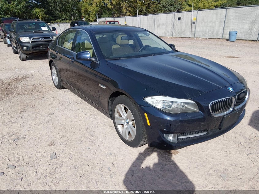 2013 BMW 528I XDRIVE | WBAXH5C53DD110189 | UPCARS