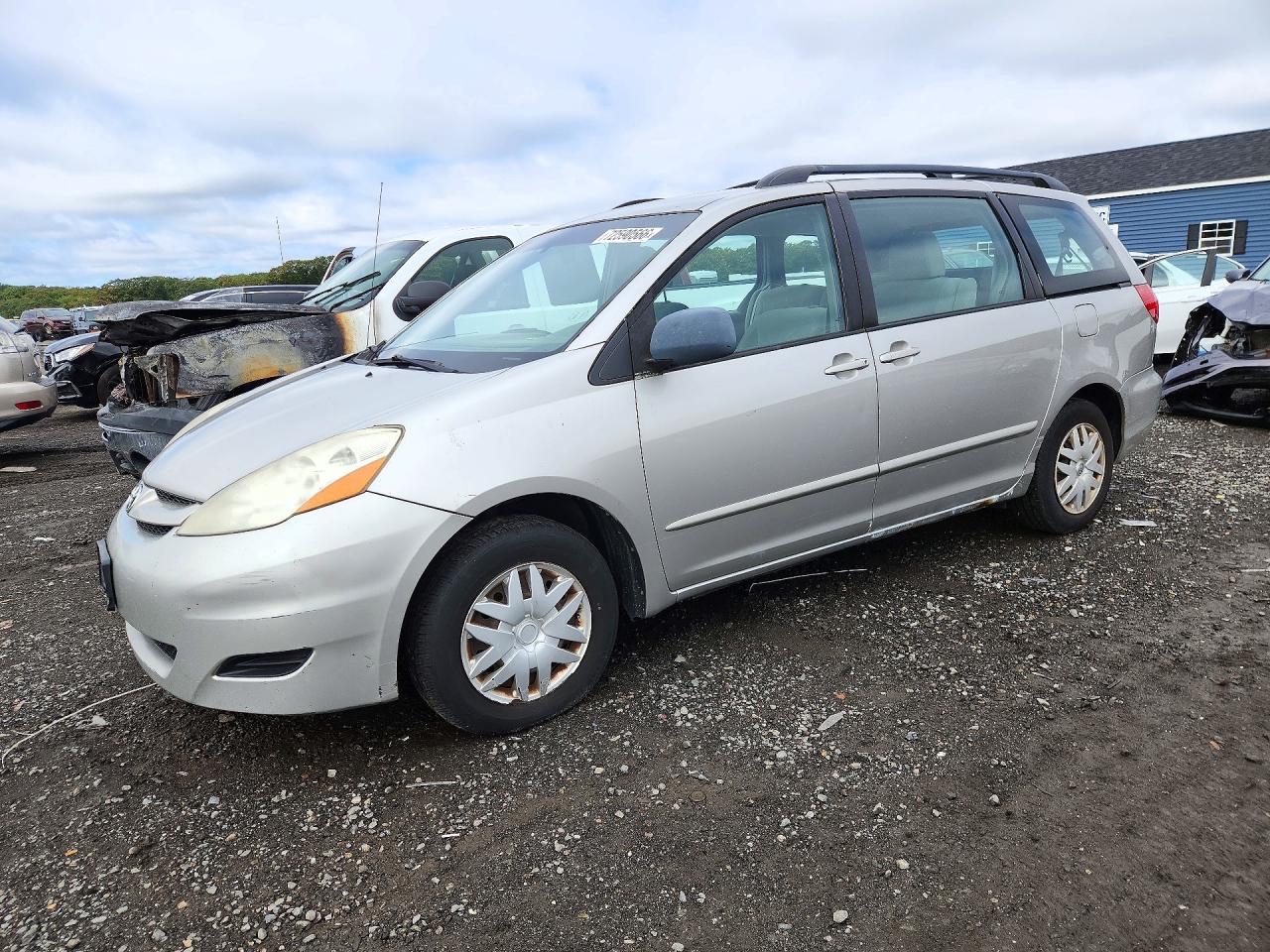 2010 TOYOTA SIENNA CE 7-PASSENGER | 5TDKK4CC7AS325727 | UPCARS