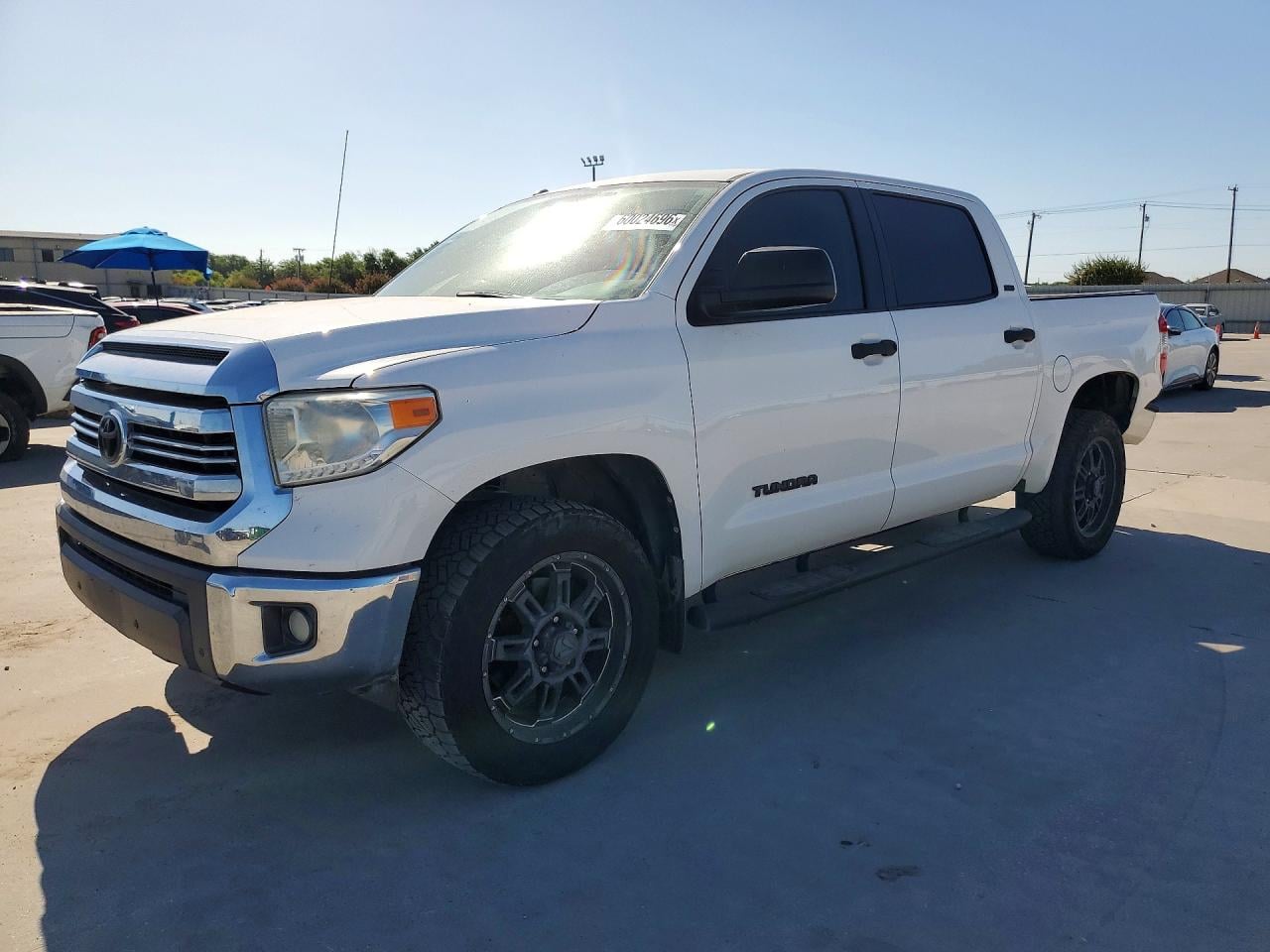 2017 TOYOTA TUNDRA CREWMAX SR5 | 5TFEM5F10HX118222 | UPCARS