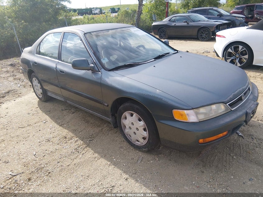 1997 HONDA ACCORD LX | 1HGCD5638VA157553 | UPCARS