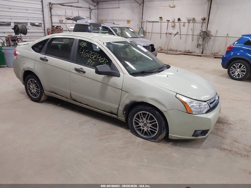 2010 FORD FOCU SE | 1FAHP3FN8AW120183 | UPCARS