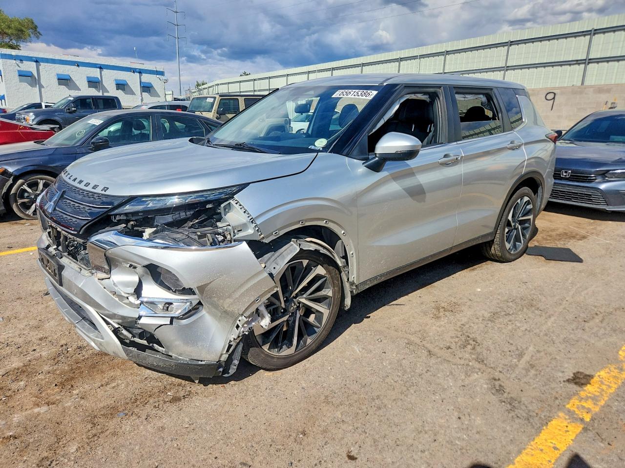 2023 MITSUBISHI OUTLANDER SE | JA4J4UA86PZ039387 | UPCARS