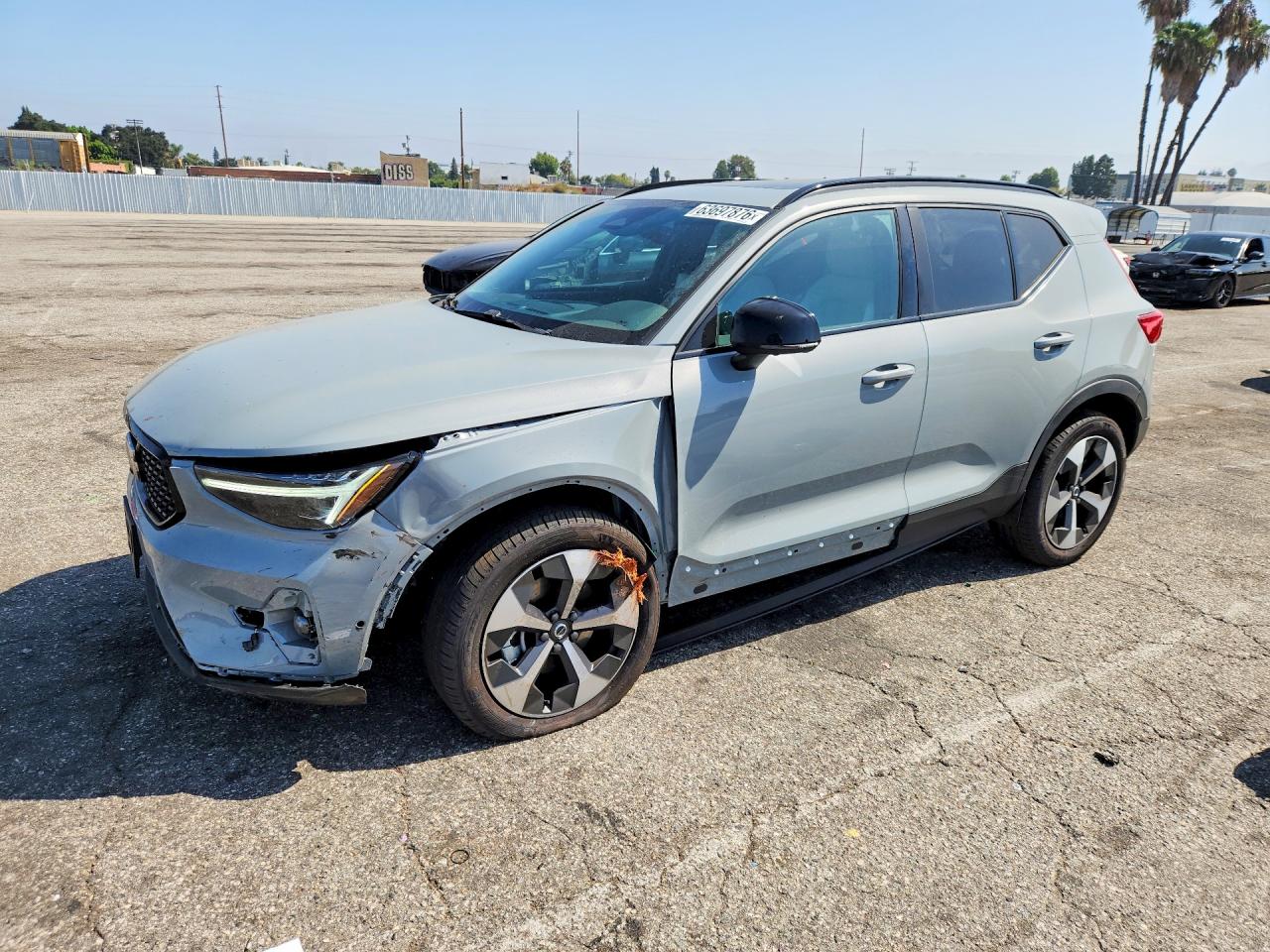 2026 VOLVO XC40 PLUS | YV4L12UC8T2732571 | UPCARS