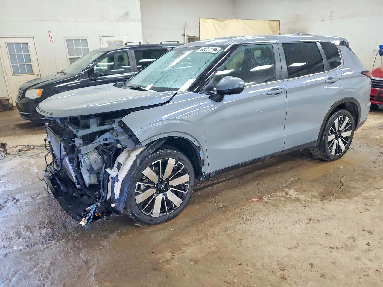 2025 MITSUBISHI OUTLANDER SE | JA4J4VA88SZ012450 | UPCARS