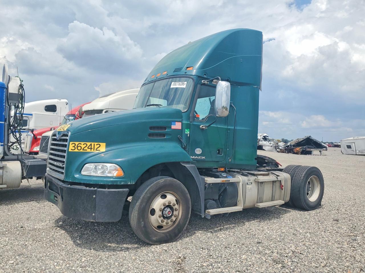 2017 MACK ALL OTHER CXU612 SEMI TRUCK | 1M1AW01X7HM009720 | UPCARS