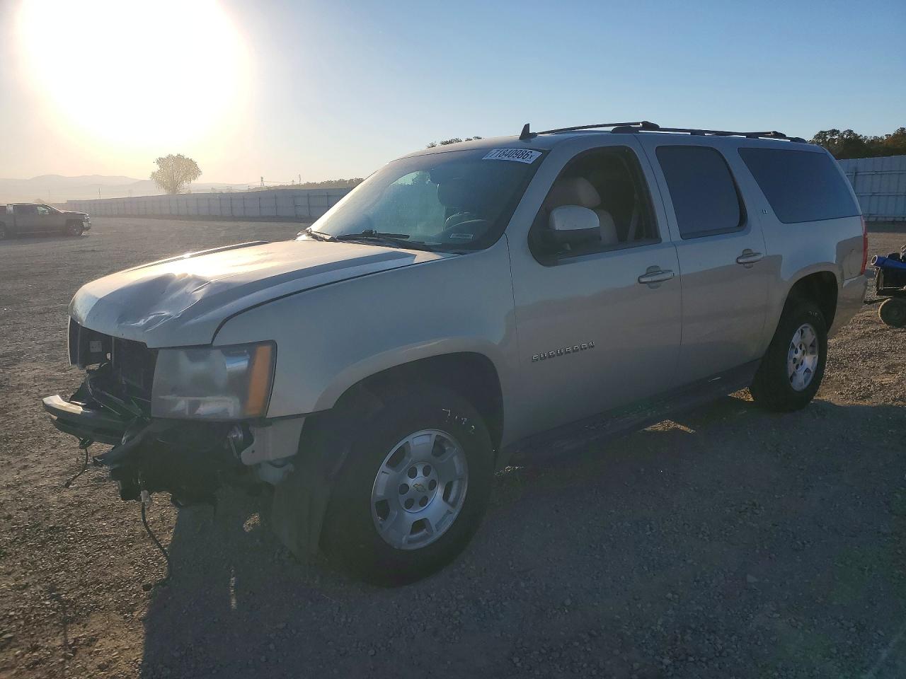 2011 CHEVROLET SUBURBAN K1500 LT | 1GNSKJE30BR371256 | UPCARS