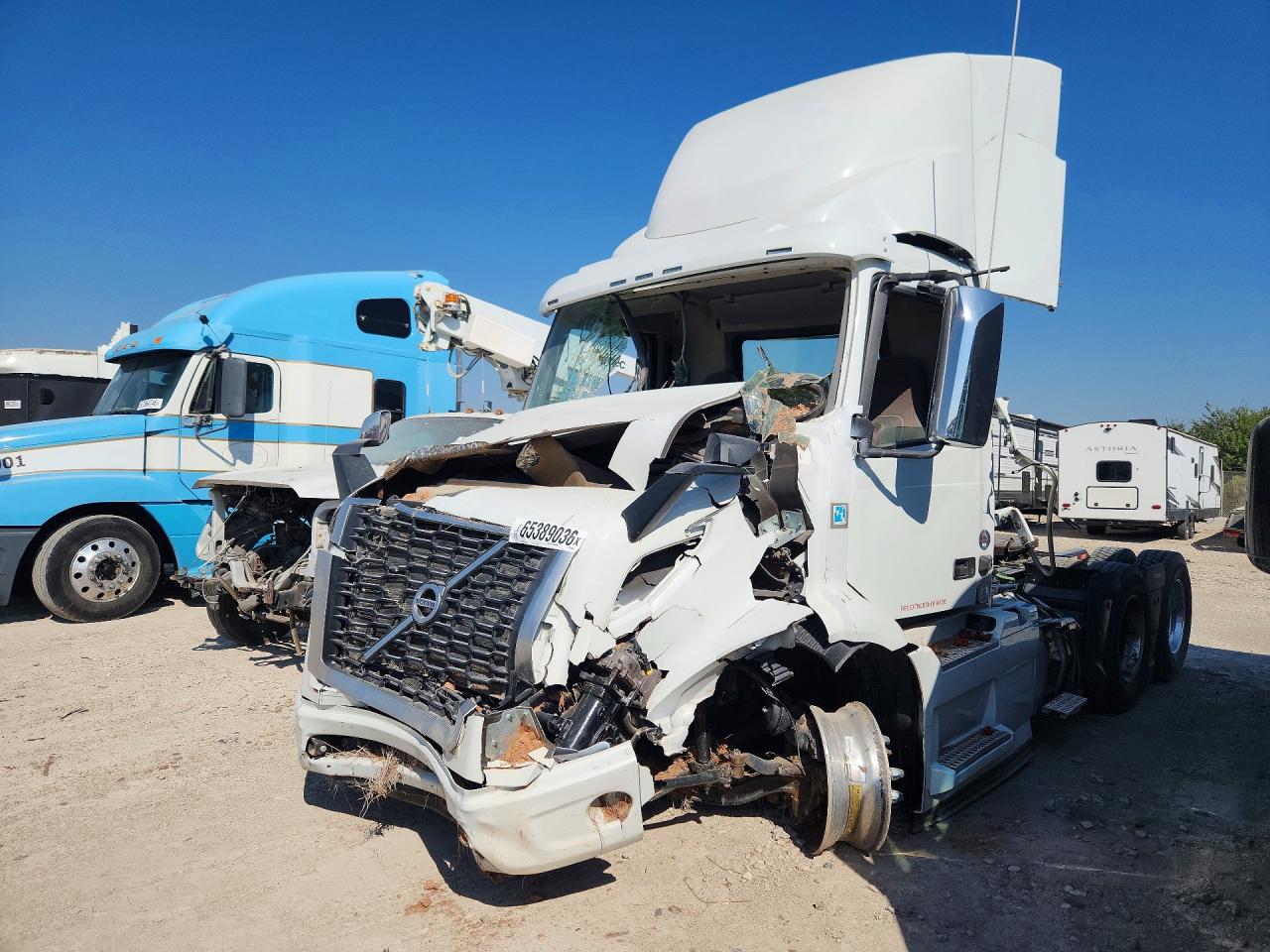 2025 VOLVO VNR SEMI TRUCK | 4V4WC9EGXSN669088 | UPCARS