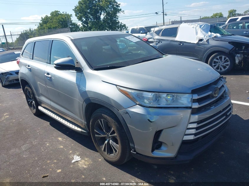 2019 TOYOTA HIGHLANDER LE | 5TDZARFHXKS048353 | UPCARS