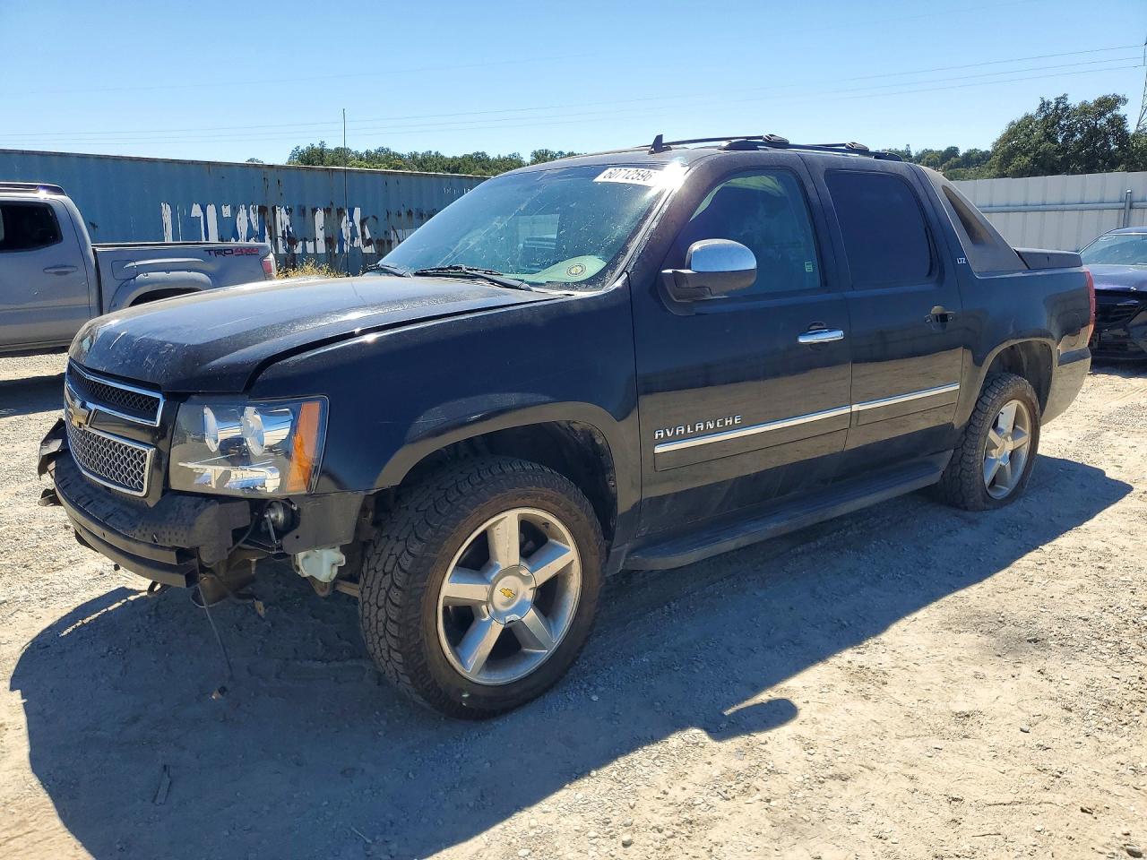 2011 CHEVROLET AVALANCHE LTZ | 3GNTKGE3XBG110353 | UPCARS