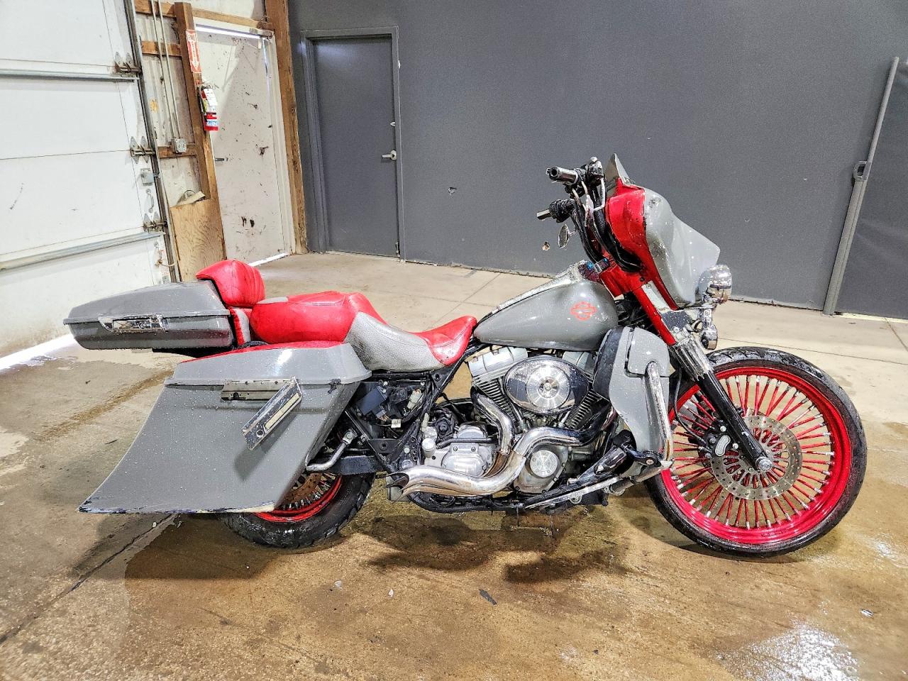 2004 HARLEY-DAVIDSON FL | 1HD1DDV1X4Y630115 | UPCARS