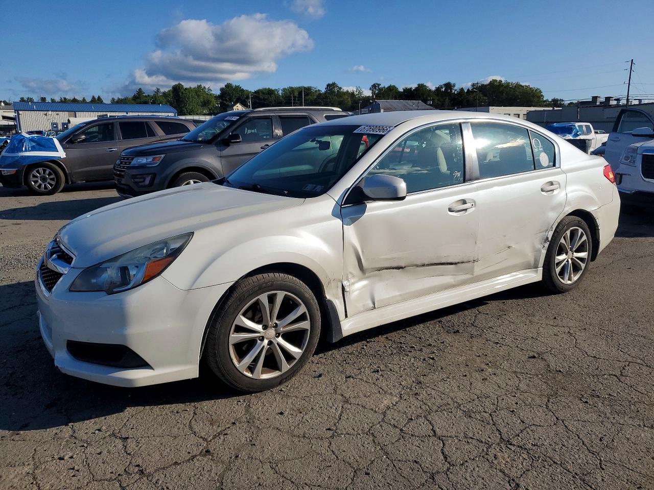 2014 SUBARU LEGACY 2.5I PREMIUM | 4S3BMBC64E3021464 | UPCARS