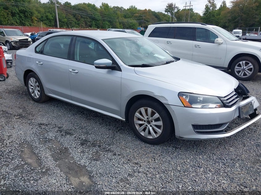2013 VOLKSWAGEN PASSAT 2.5L S | 1VWAP7A31DC026240 | UPCARS