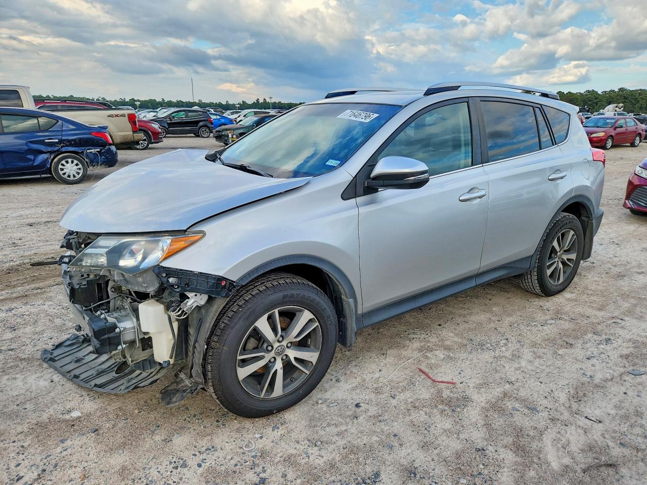 2015 TOYOTA RAV4 XLE | JTMWFREV8FJ051430 | UPCARS
