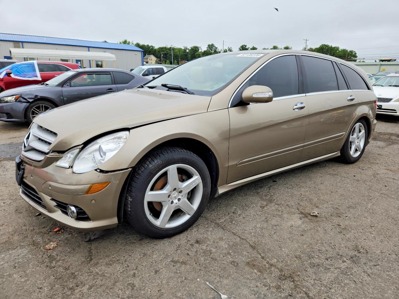 2008 MERCEDES-BENZ R-CLASS 350 | 4JGCB65E88A077473 | UPCARS