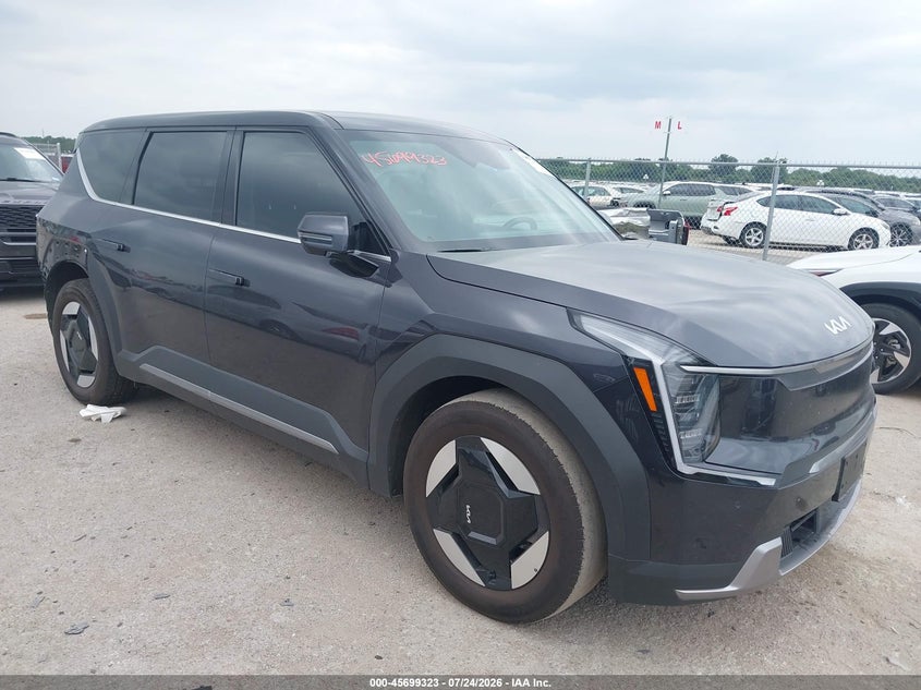 2026 KIA EV9 LIGHT SHORT RANGE | 5XYAA5S27TG009614 | UPCARS