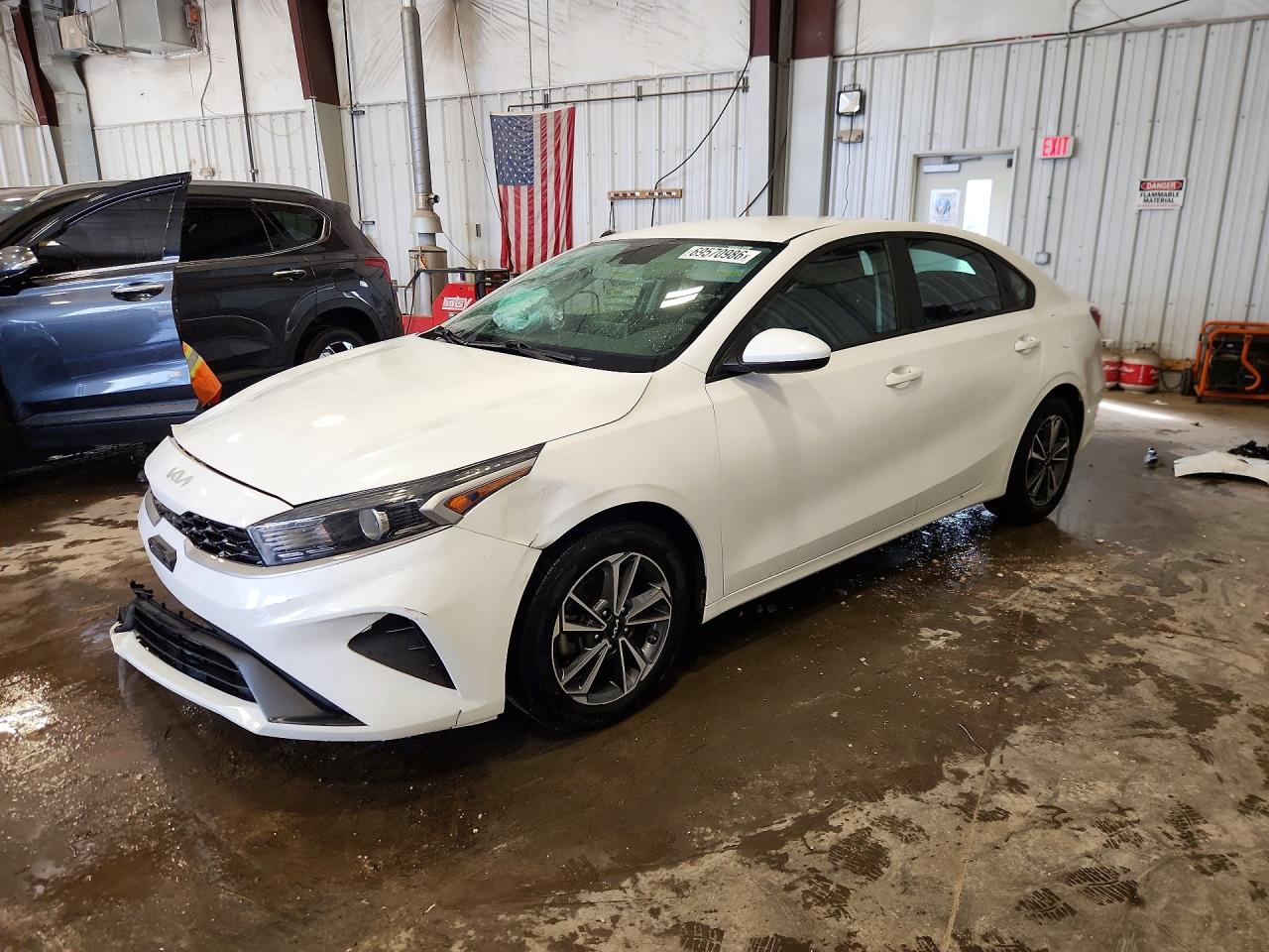 2022 KIA FORTE LXS | 3KPF24AD0NE430882 | UPCARS