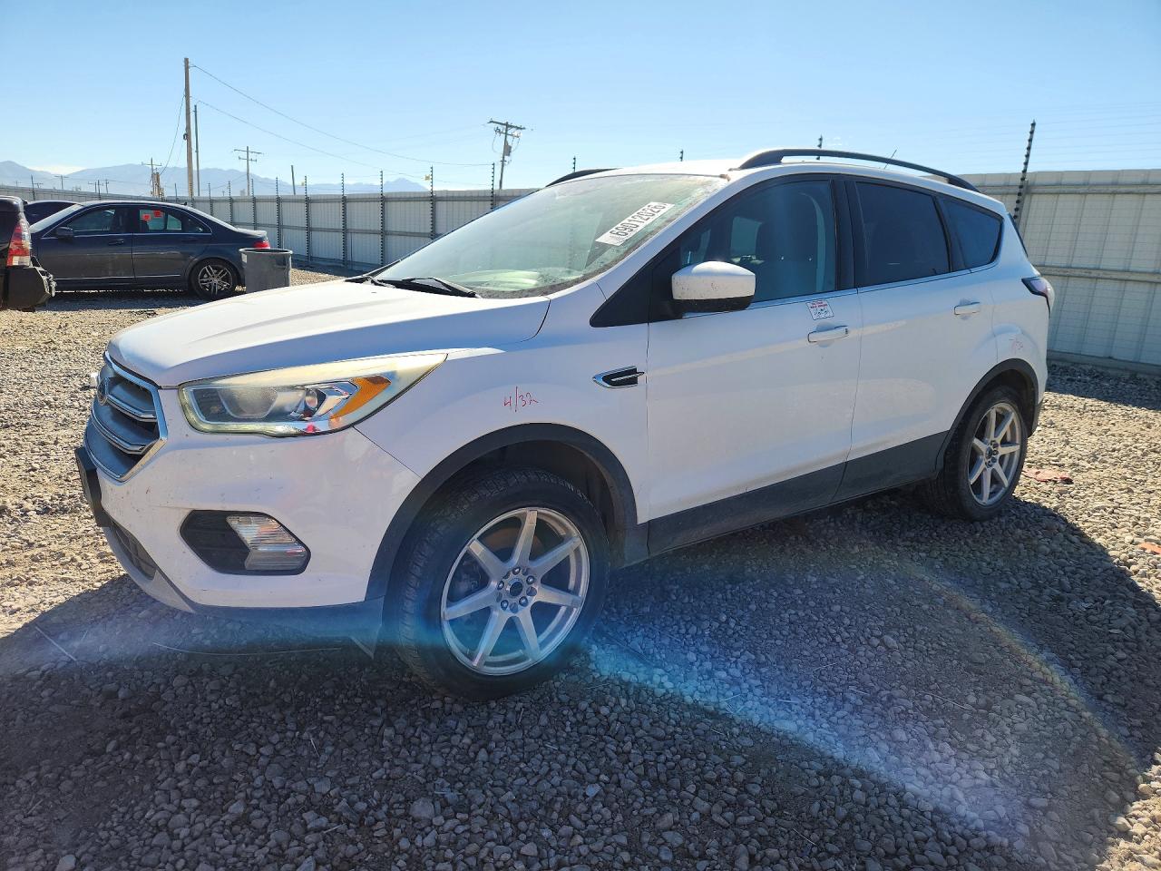 2017 FORD ESCAPE SE | 1FMCU9G90HUD85618 | UPCARS