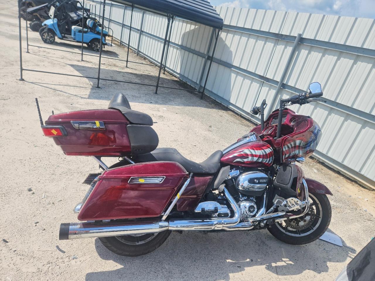 2018 HARLEY-DAVIDSON FL | 1HD1KGD12JB621609 | UPCARS