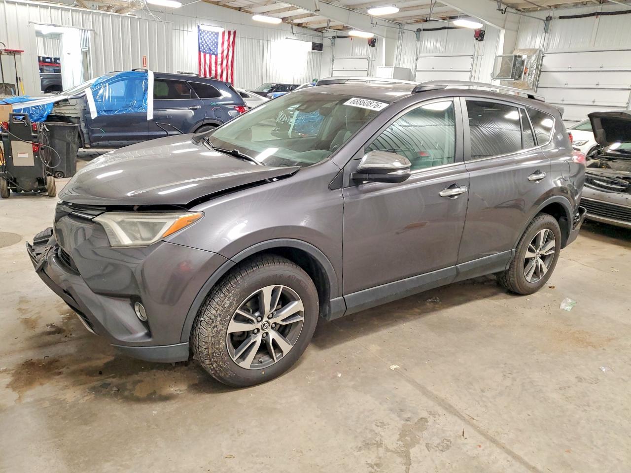 2018 TOYOTA RAV4 XLE | 2T3RFREV9JW742716 | UPCARS