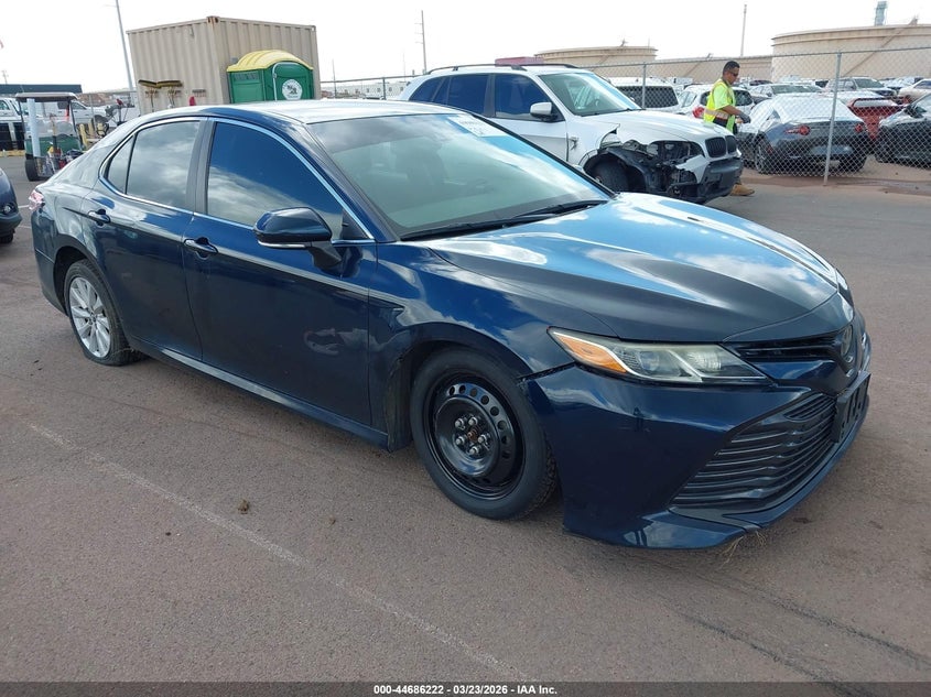 2019 TOYOTA CAMRY LE | 4T1B11HK6KU681130 | UPCARS