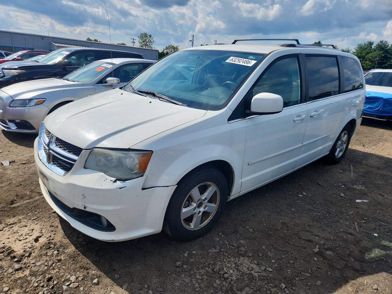2011 DODGE CARAVAN CREW | 2D4RN5DG0BR693290 | UPCARS