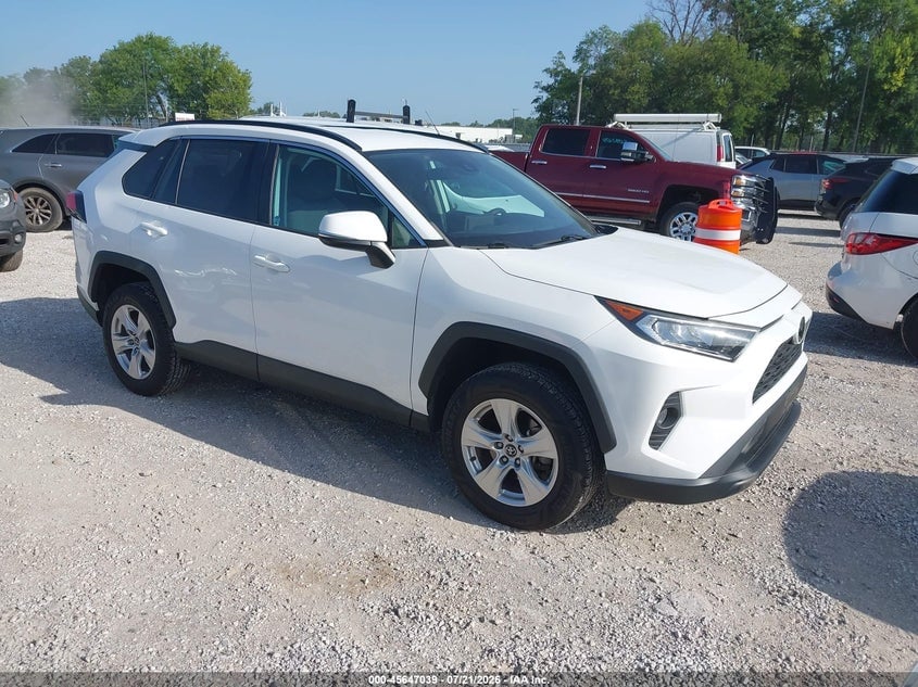 2020 TOYOTA RAV4 XLE | 2T3P1RFV9LC064879 | UPCARS