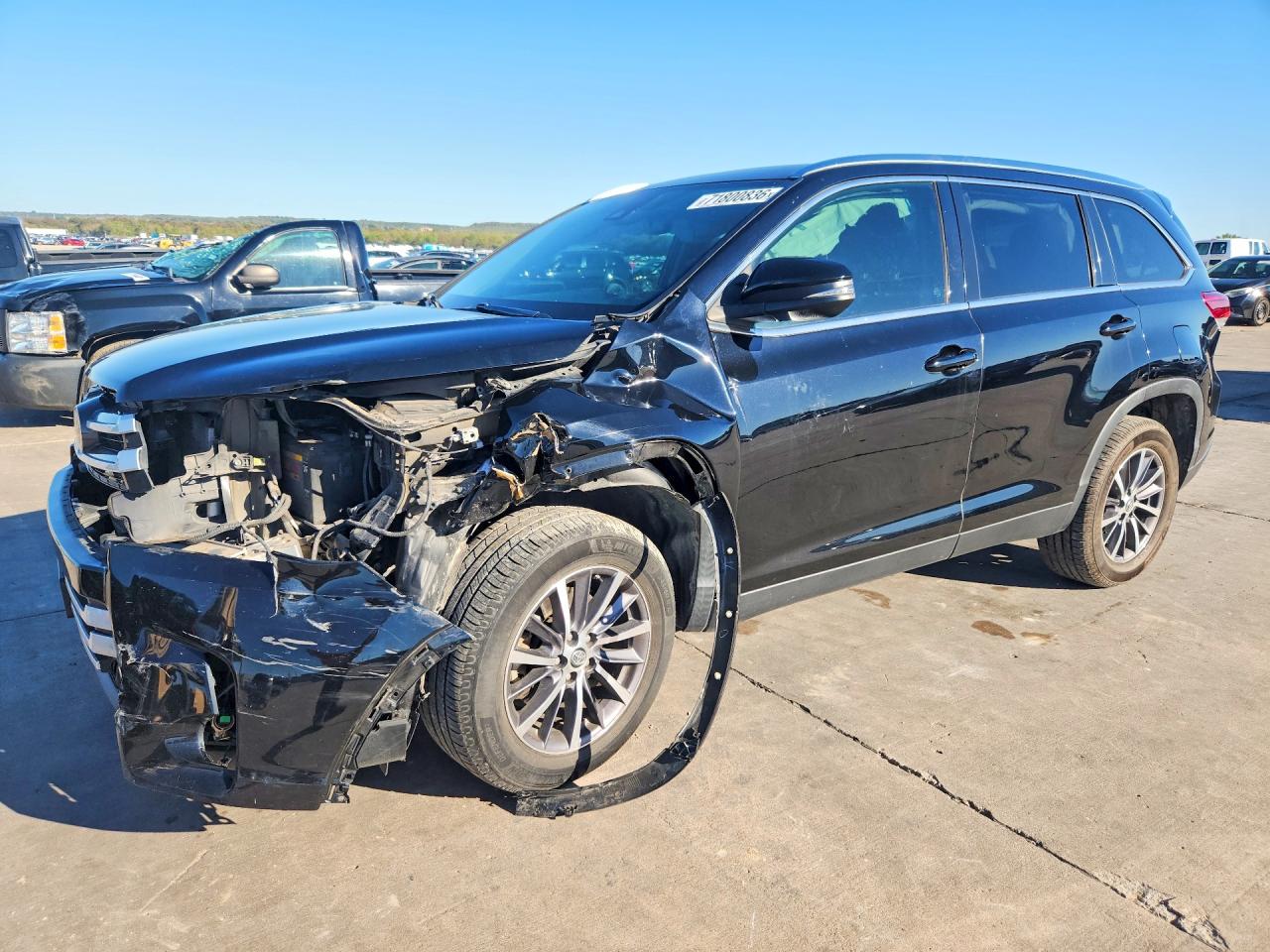 2019 TOYOTA HIGHLANDER XLE | 5TDKZRFH9KS314293 | UPCARS