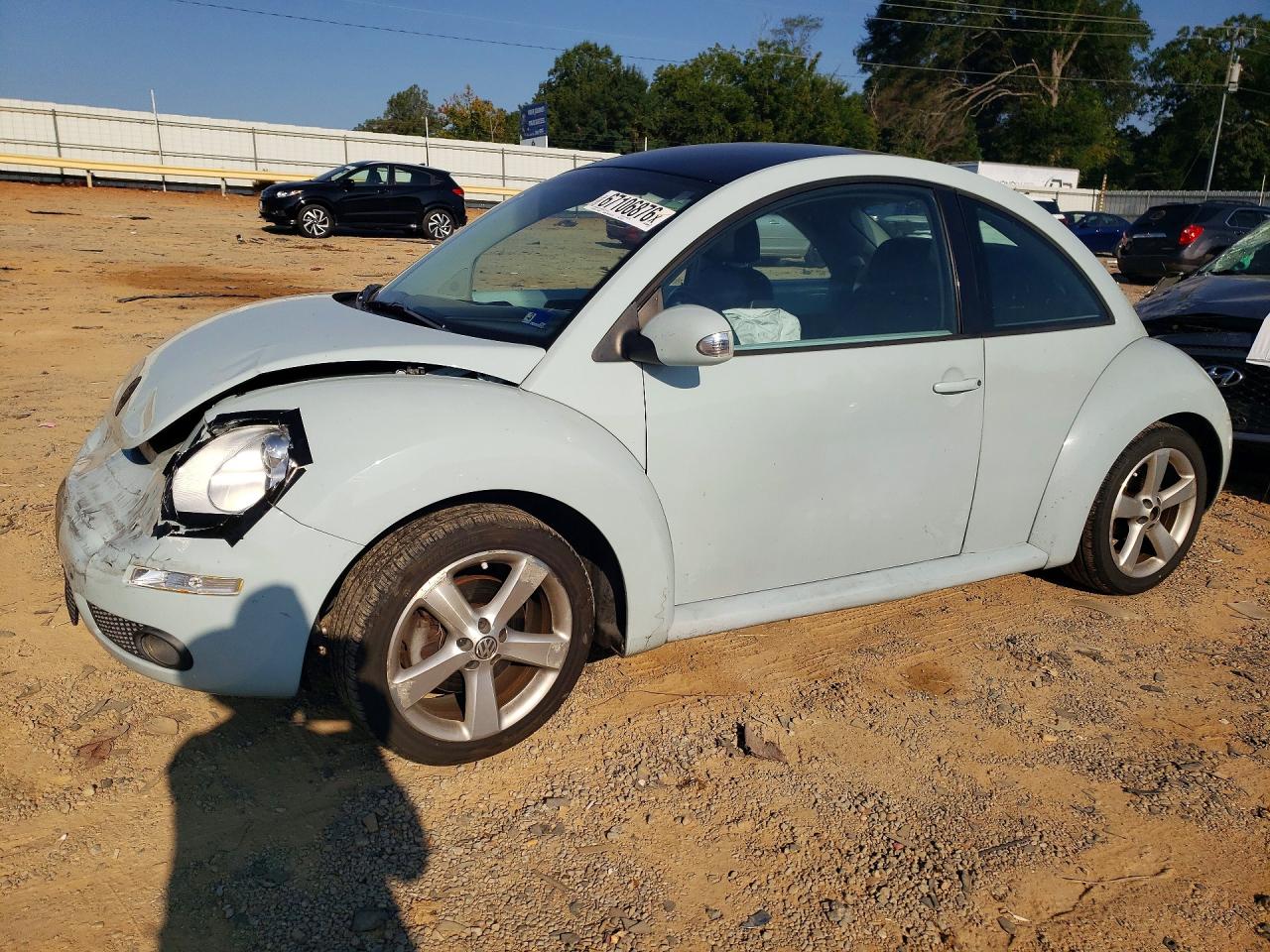 2010 VOLKSWAGEN BEETLE | 3VWPG3AGXAM035132 | UPCARS