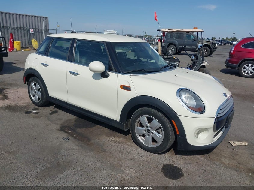 2015 MINI HARDTOP COOPER | WMWXS5C51FT828088 | UPCARS