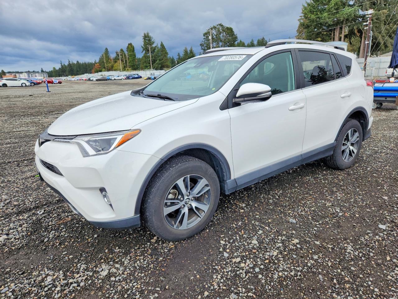 2018 TOYOTA RAV4 XLE | 2T3RFREV3JW801050 | UPCARS