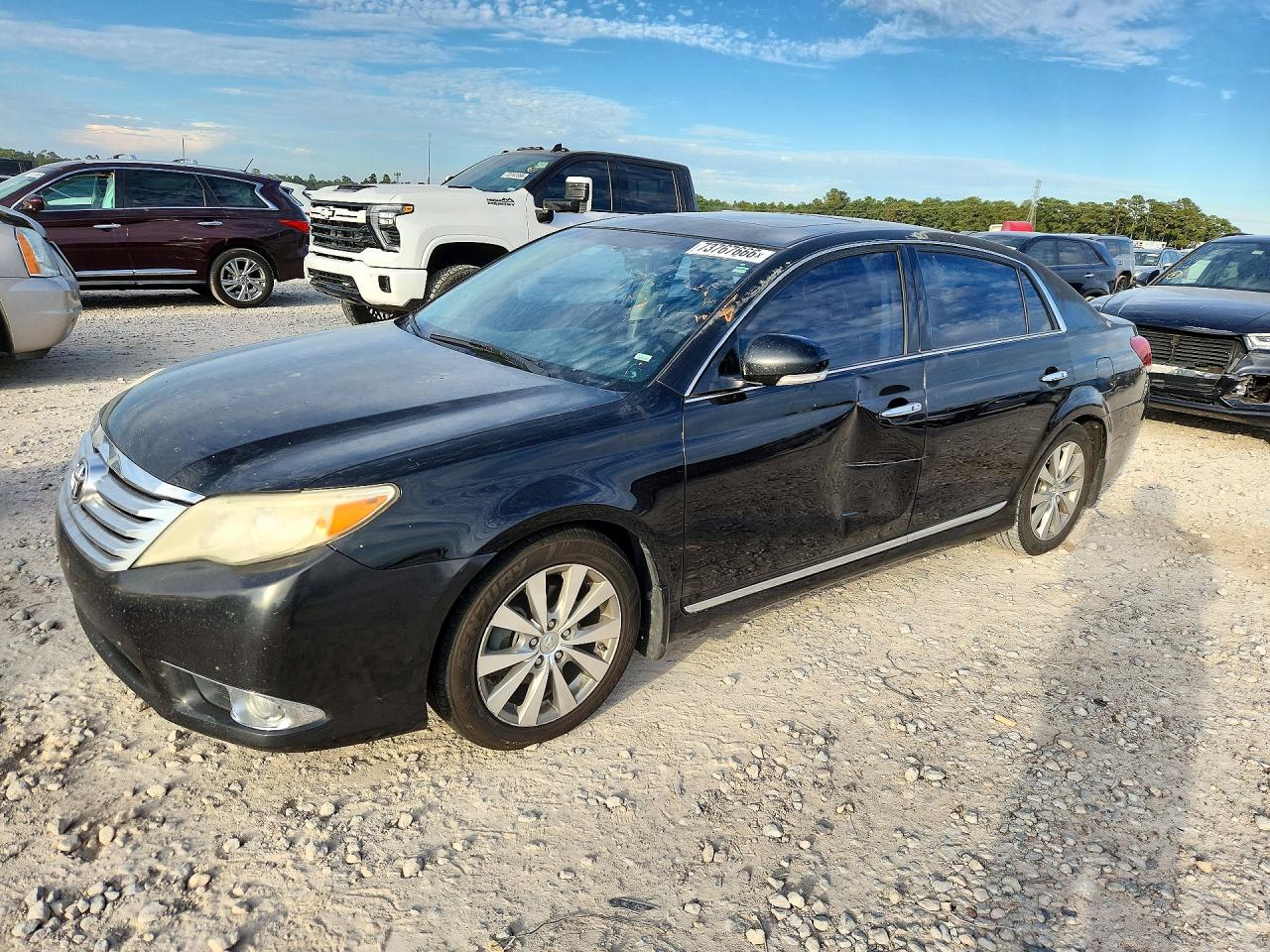 2011 TOYOTA AVALON LIMITED | 4T1BK3DB2BU392924 | UPCARS