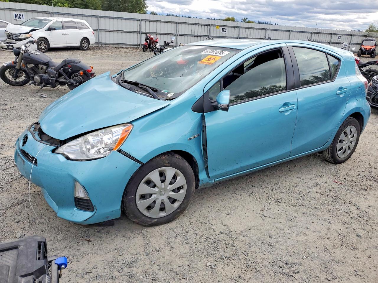2014 TOYOTA PRIUS TWO | JTDKDTB34E1077767 | UPCARS
