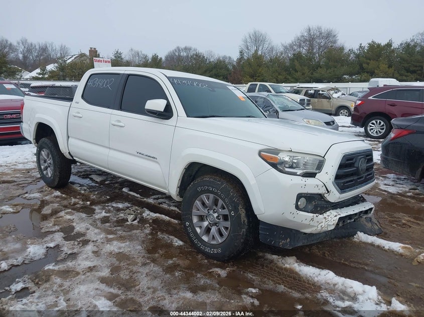 2018 TOYOTA TACOMA SR5 V6 | 3TMAZ5CN5JM064001 | UPCARS