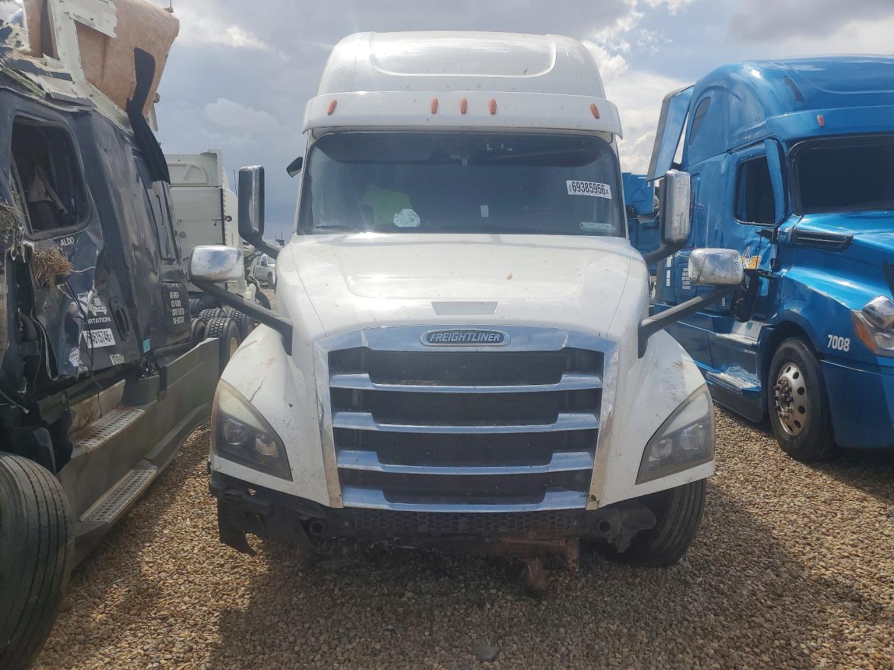 2020 FREIGHTLINER ALL OTHER | 3AKJHHDR1LSLP7490 | UPCARS