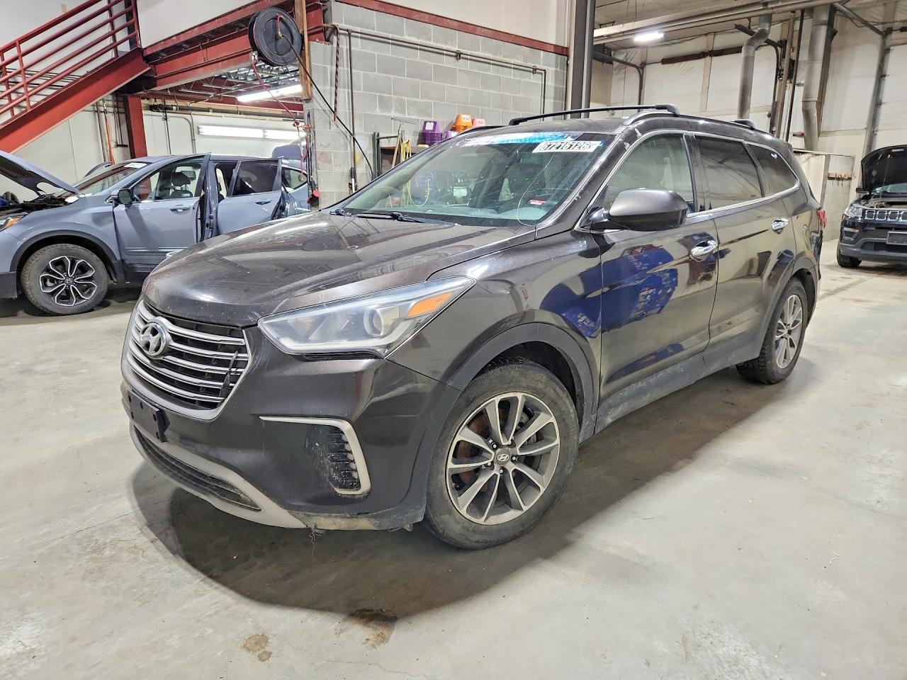 2017 HYUNDAI SANTA FE SE | KM8SMDHF1HU203167 | UPCARS